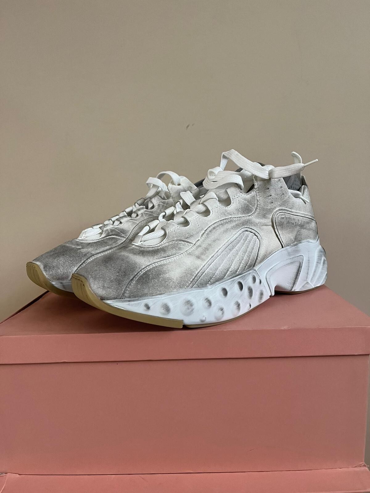 Acne Studios , Rockaway Tumbled Sneakers in White , BNIB 45 Acne Studios , Rockaway Tumbled Sneakers in White , BNIB 45
