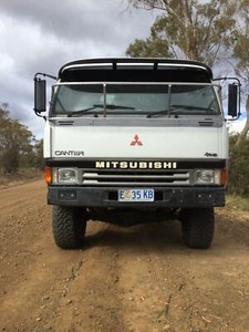 Mitsubishi canter 4x4