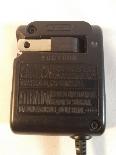 Genuine Official Nintendo NTR-002 Gameboy  AC Adapter Charger