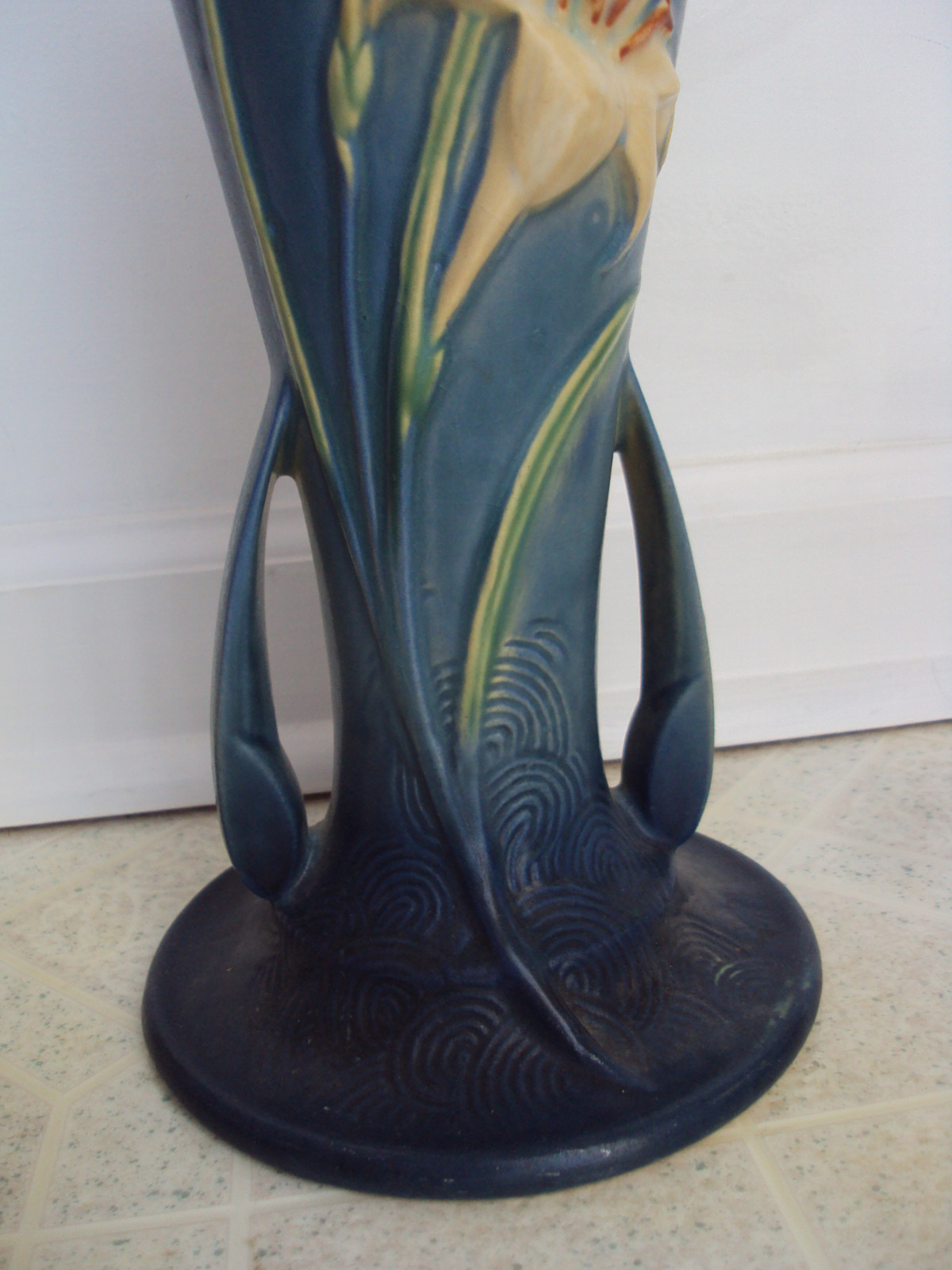 Roseville Pottery  Zephyr Lily Vase Blue 139-12 Amazing Color! Condition! Style!