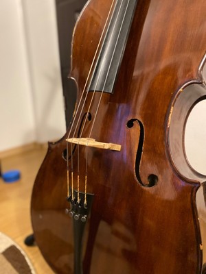 I am selling a cello made by a luthier, Size 4/4