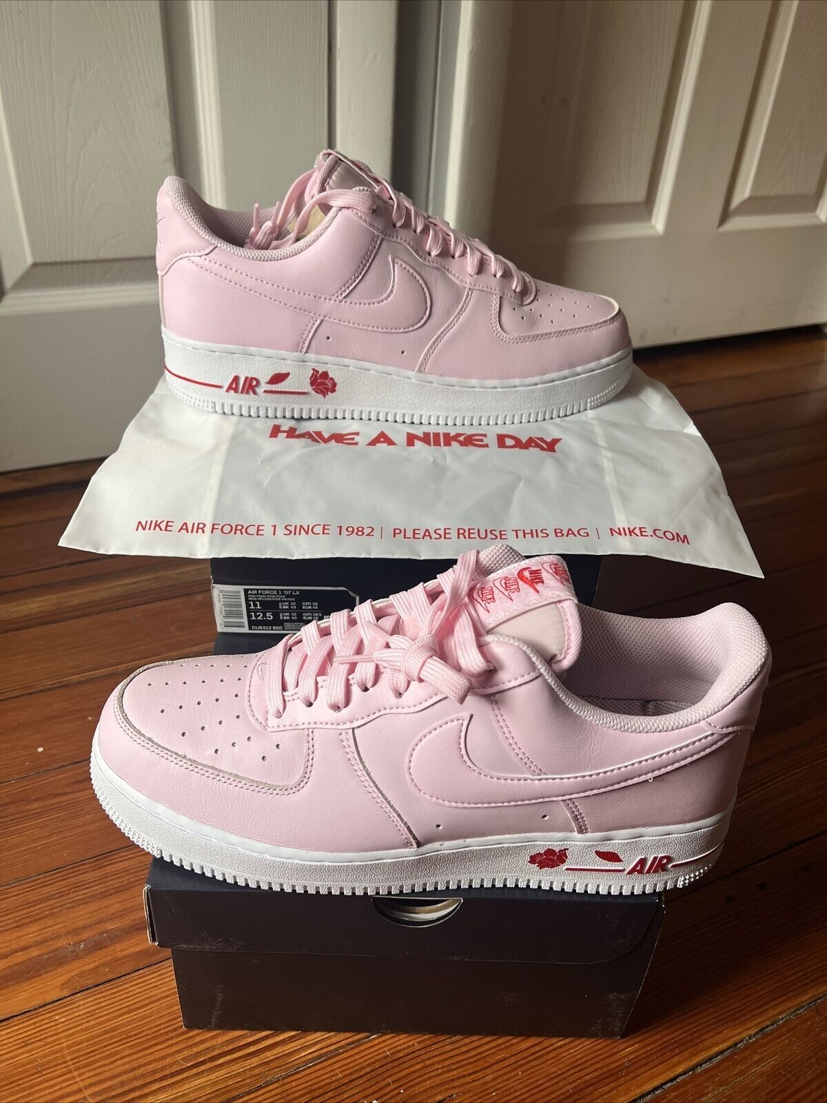 air tailwind 79 white