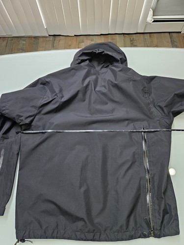 ACRONYM  Goretex Jacket  Size XL