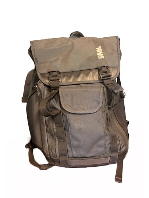 Thule Subterra Backpack 25L Dark Shadow Gray Sunglass Case Ruck Ready