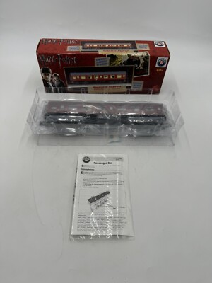 Lionel 6-35229 O Gauge Hogwarts Express Passenger Coach Harry Potter Open Box