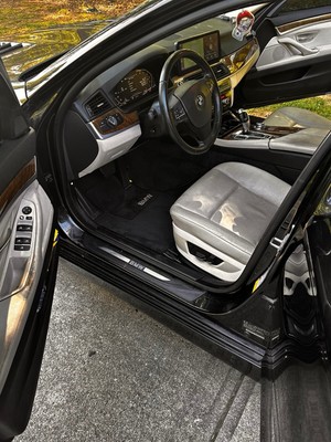 image 3 of interior
