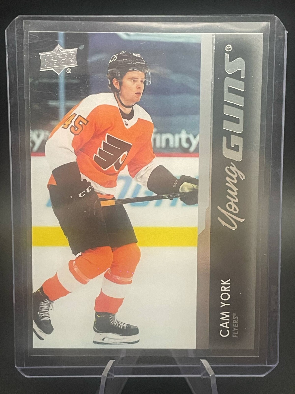 2021-22 Upper Deck Series 1 Young Guns Rookie #243 - CAM YORK