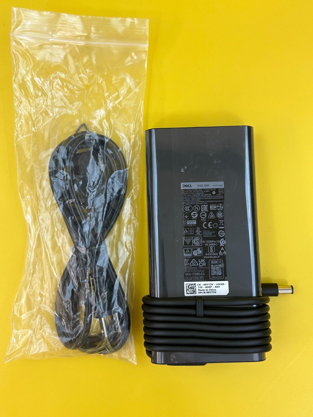 DELL ACアダプター　240w LA240PM180 LA240PM180 DELL 240W 19.5V 180W AC Power Adapter Charger LA240PM180