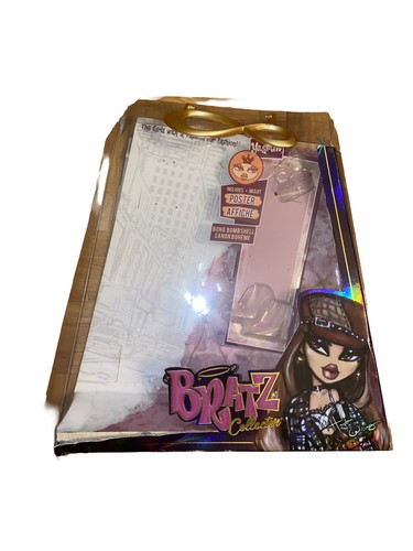 Bratz Collector 2018 Yasmin Doll  Pre owned.