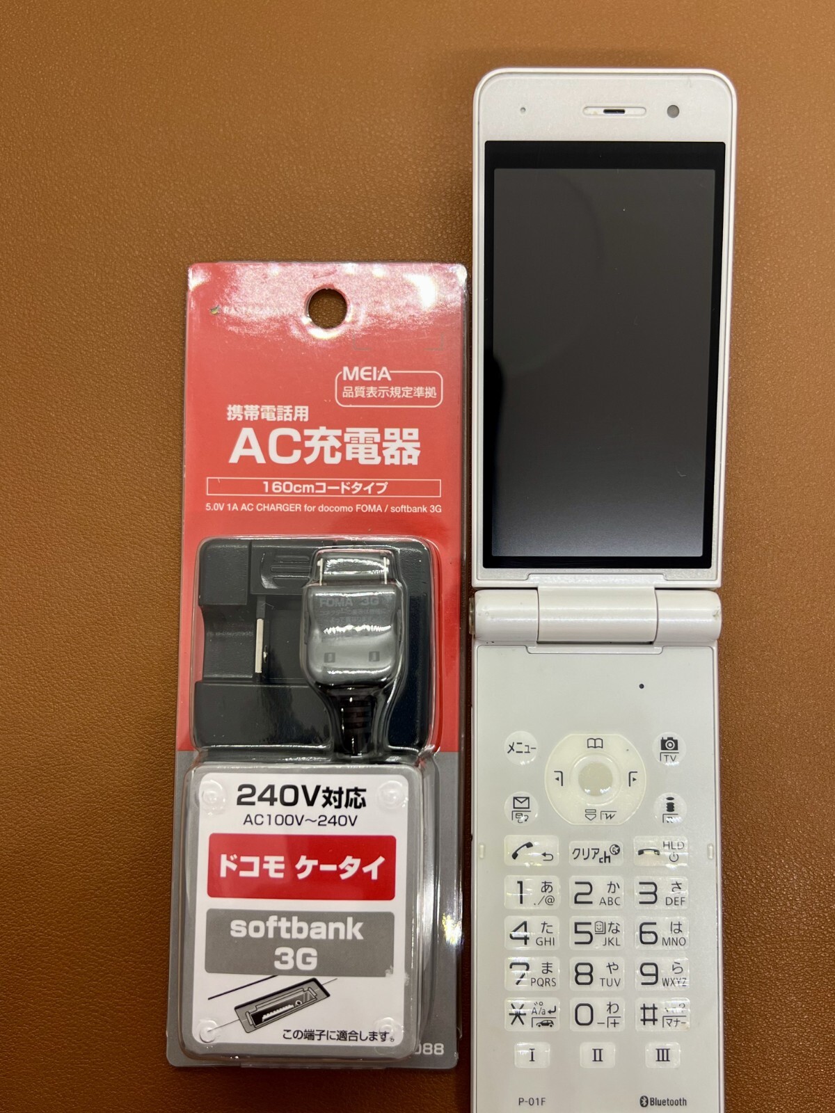 パナソニック docomo P-01G 新品未使用☆ ドコモ P-01G ☆動作確認済み