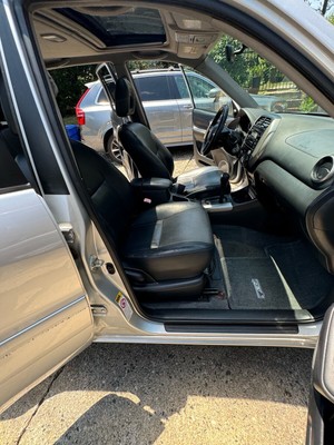 image 12 of interior