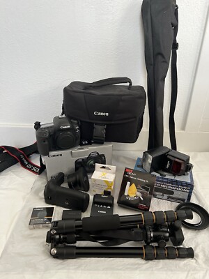 DSLR  Canon Camera EOS 5D Mark IV