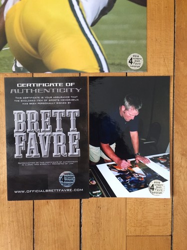 Brett Favre Signed 16x20 Photo Packers