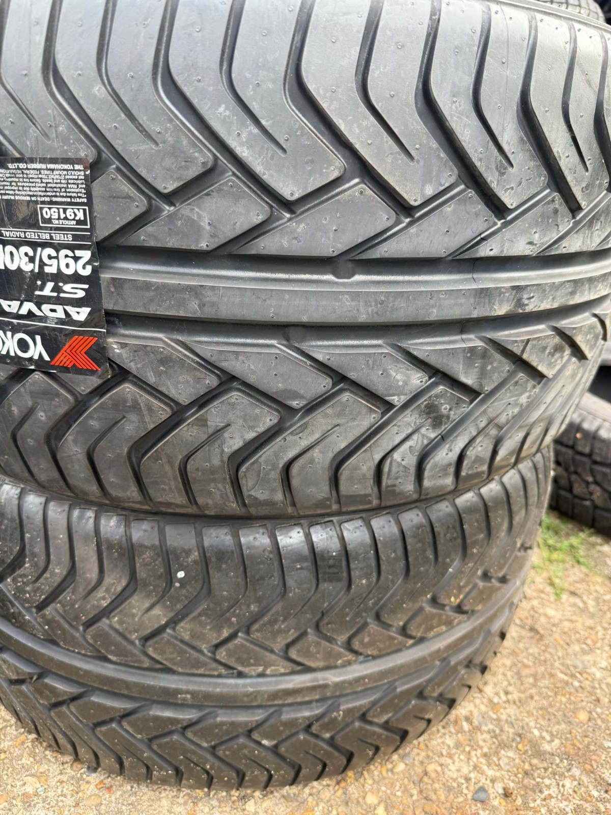 New 295 30 22 Yokohama, Advan ST, 103Y, x1 Tyre (F1_tyres) FOD YD151