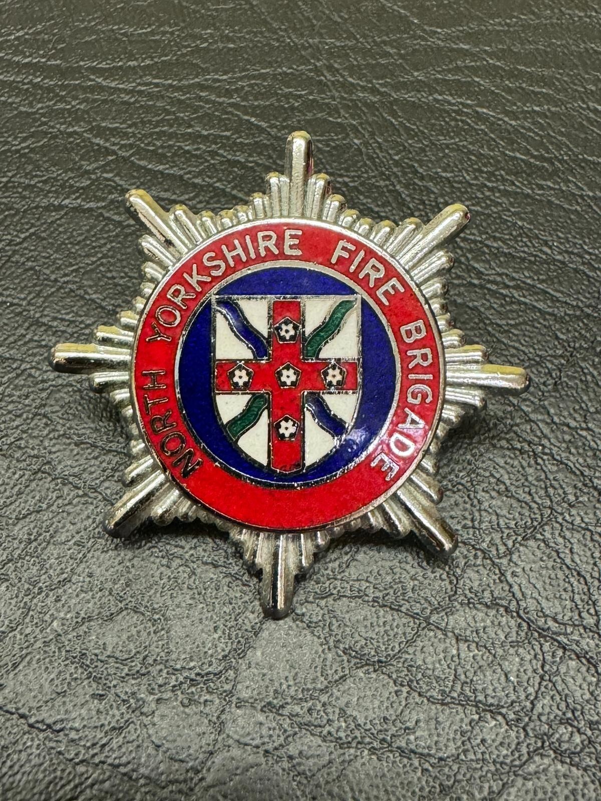 OBSOLETE North Yorkshire Fire Brigade Service NYFRS Enamel Cap Hat Uniform Badge