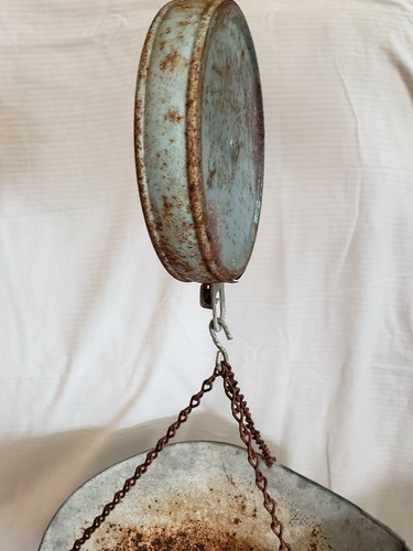 VINTAGE ANTIQUE BLUE PENN SCALE CO HANGING PRODUCE SCALE WITH SCOOP