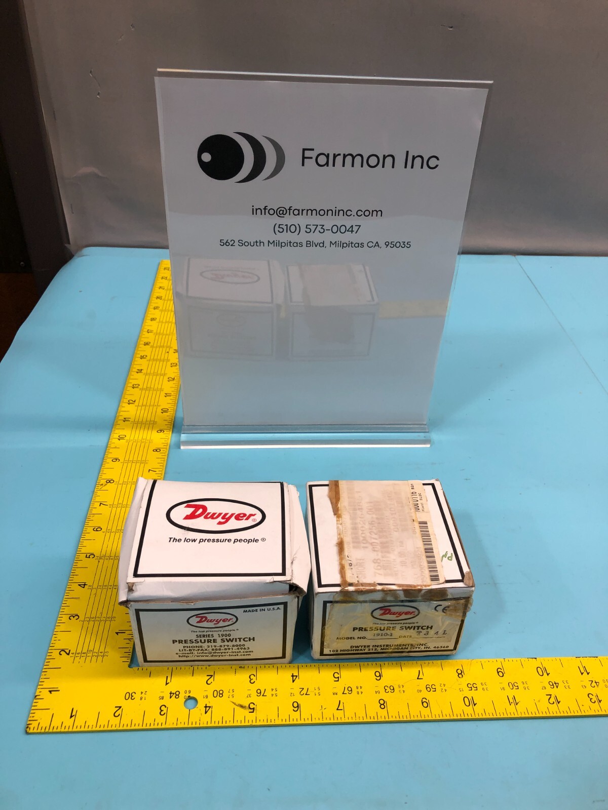 2 Dwyer 1910-1 Series 1900 Pressure Switch, 164947