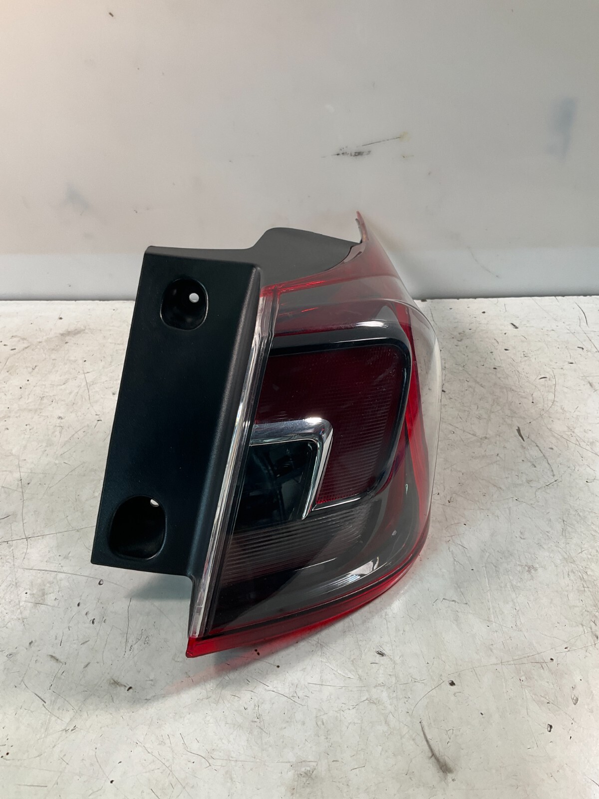 Fanale posteriore destro LED OPEL CROSSLAND 2021