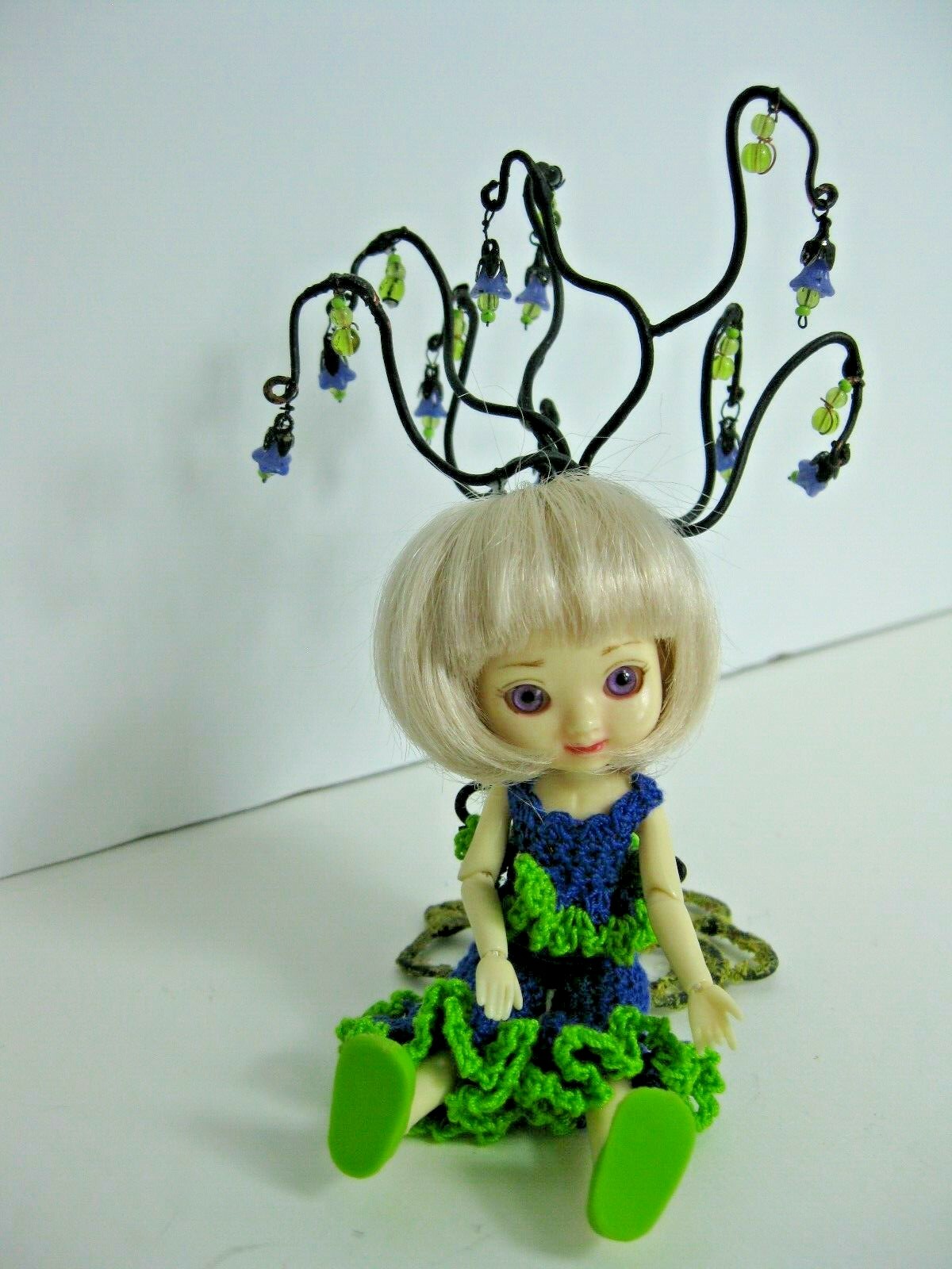 Doll stand for Amelia Thimble beautiful bluebell metal tree with glass beads