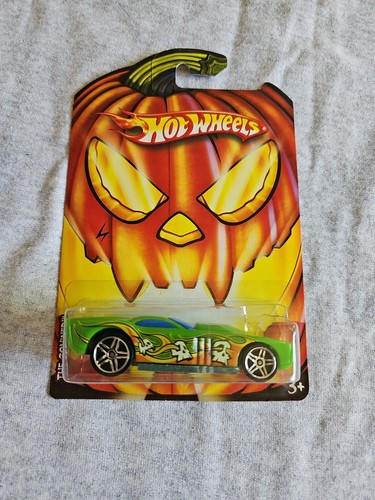 2010 Hot Wheels Fright Cars Halloween THE GOV'NER Green