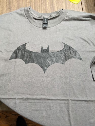 ★1011GALLERY★ Batman Save Us Tshirts Light Gray Batman Save Us T-shirts - Light Gray - obscura
