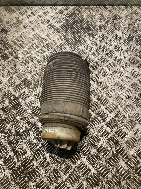 Sac De Suspension ArriÃ¨Re Droit Mercedes-Benz E T-Model S212 2123204025