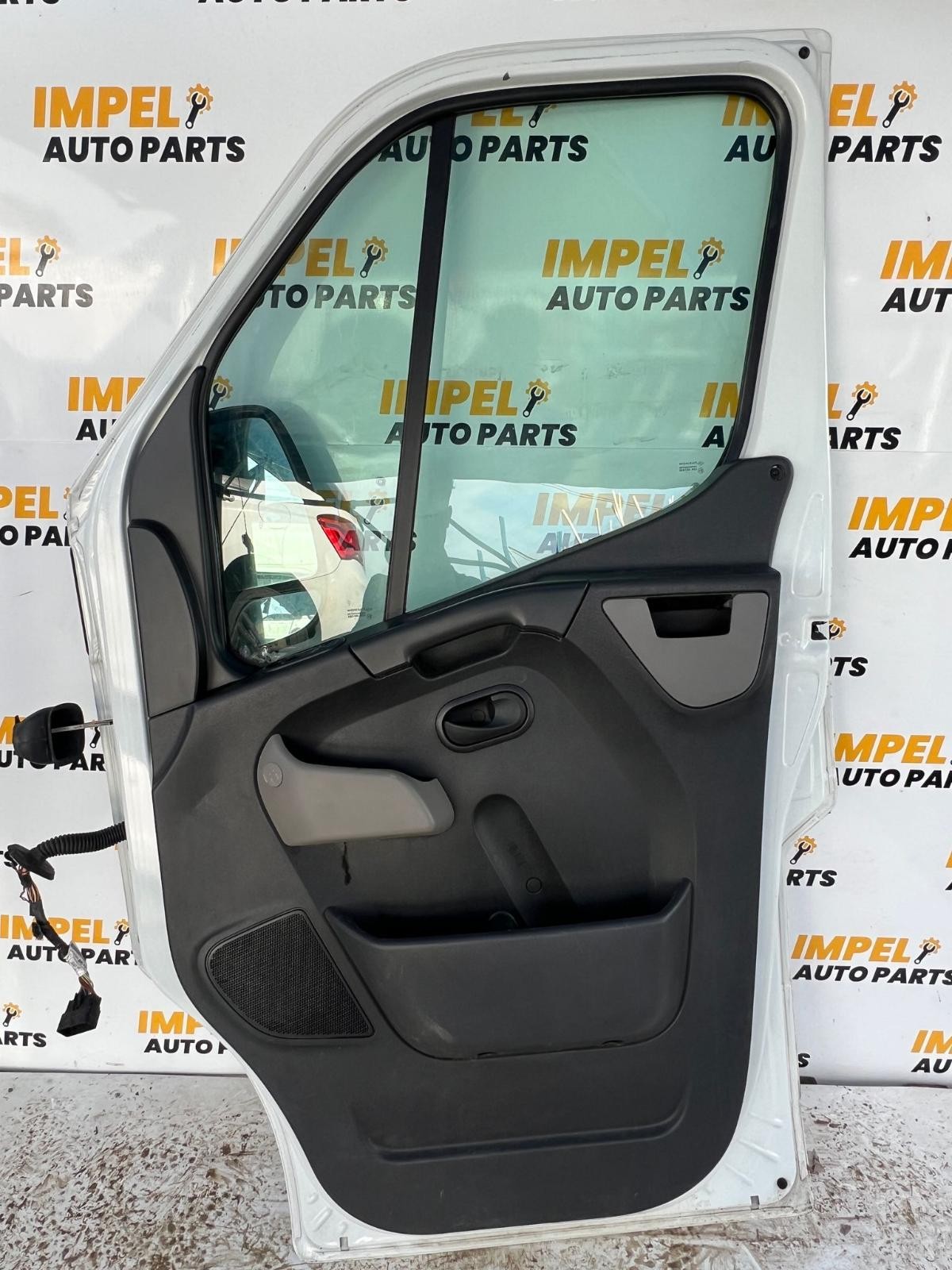 RENAULT MASTER X62 09/2011-2024 RIGHT FRONT DOOR CAB CHASSIS WHITE - thumbnail 9