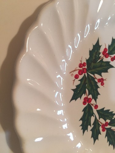 Christmas China Set Of Four Snack Plates Green Holly Wreath with Red Berries.