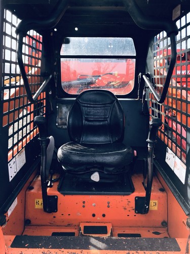 LOW HOURS! 2005 Daewoo 450 Plus Skid-Steer