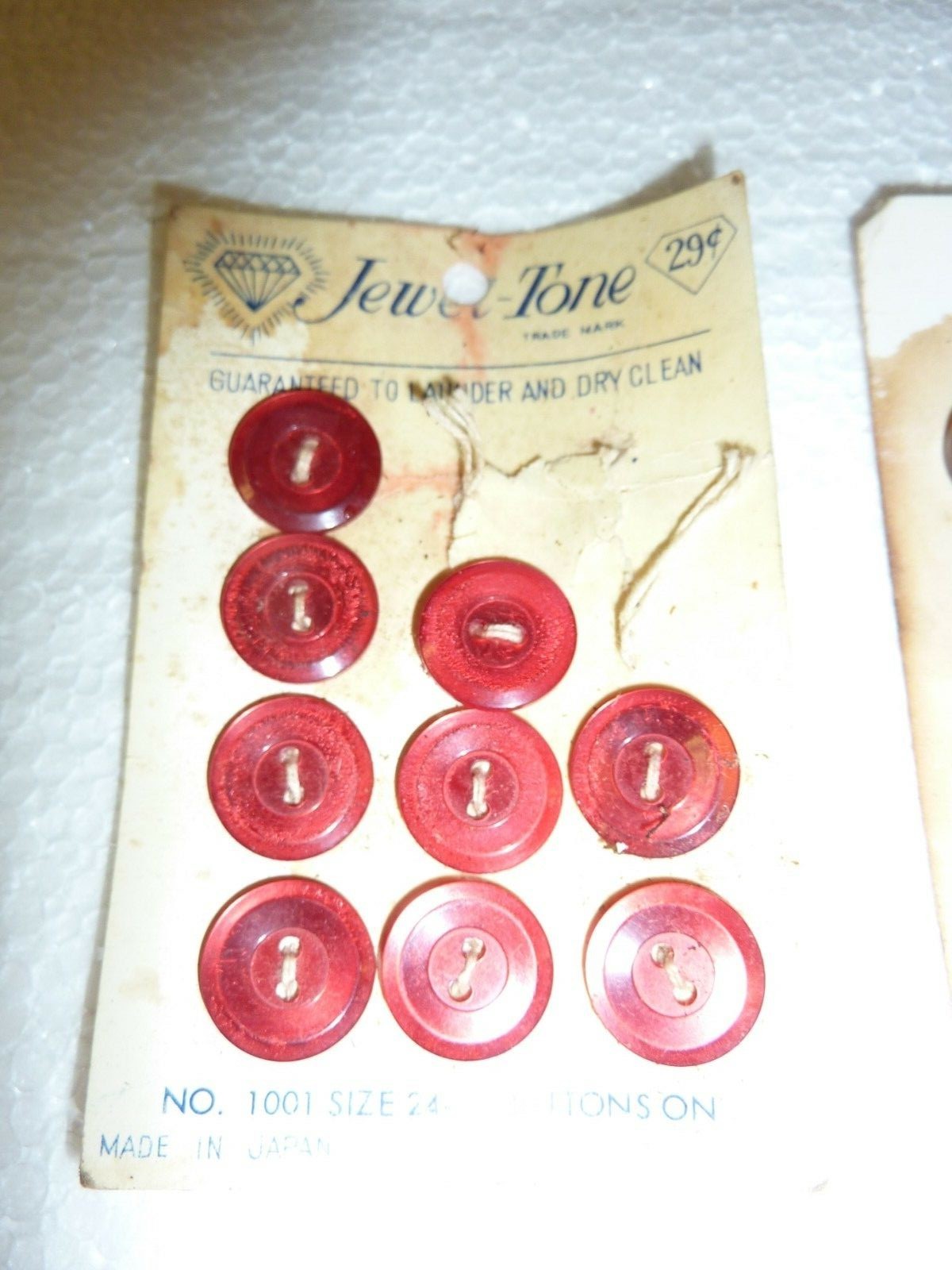 Vintage lot of buttons on cards