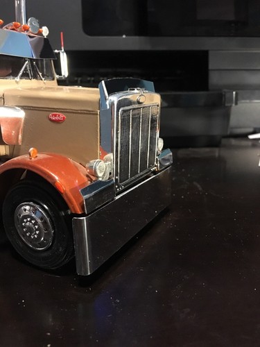 Peterbilt Model Truck Bug Shield 1/25 Scale