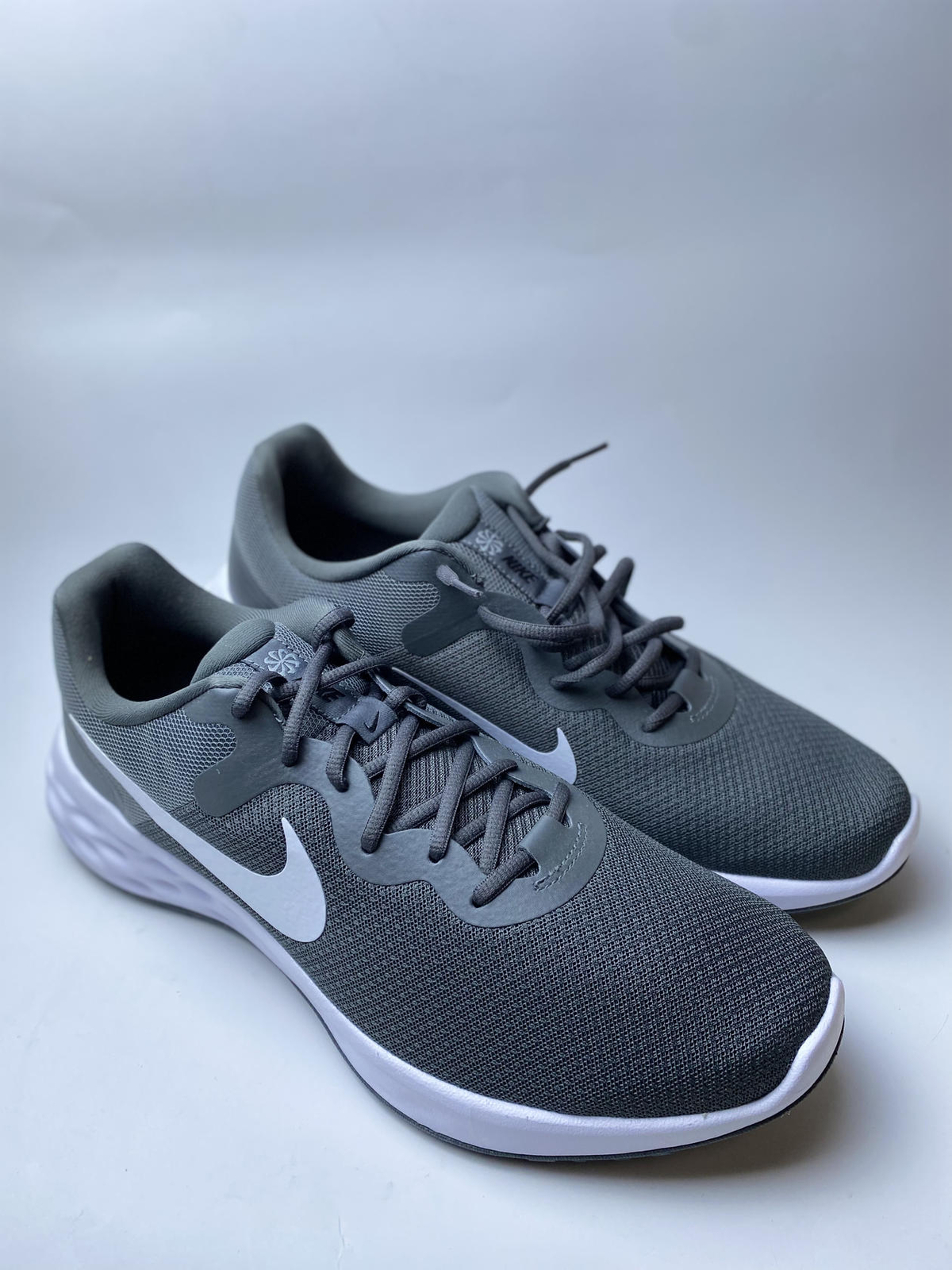 Nike Revolution 6 Nn 4E Mens Shoes Size 12, Color: Grey/White | eBay