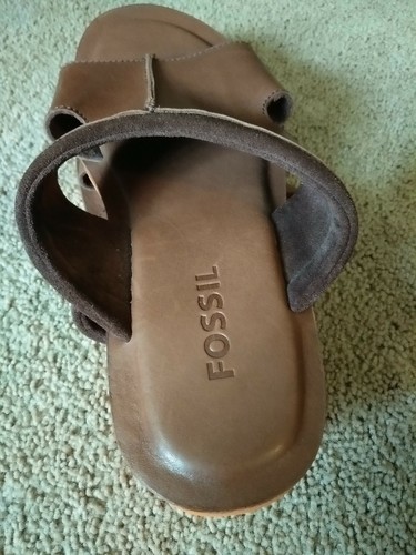 Fossil Unisex Leather Flip Flops, size 9, Ronnie