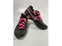 nike shox deliver black stealth