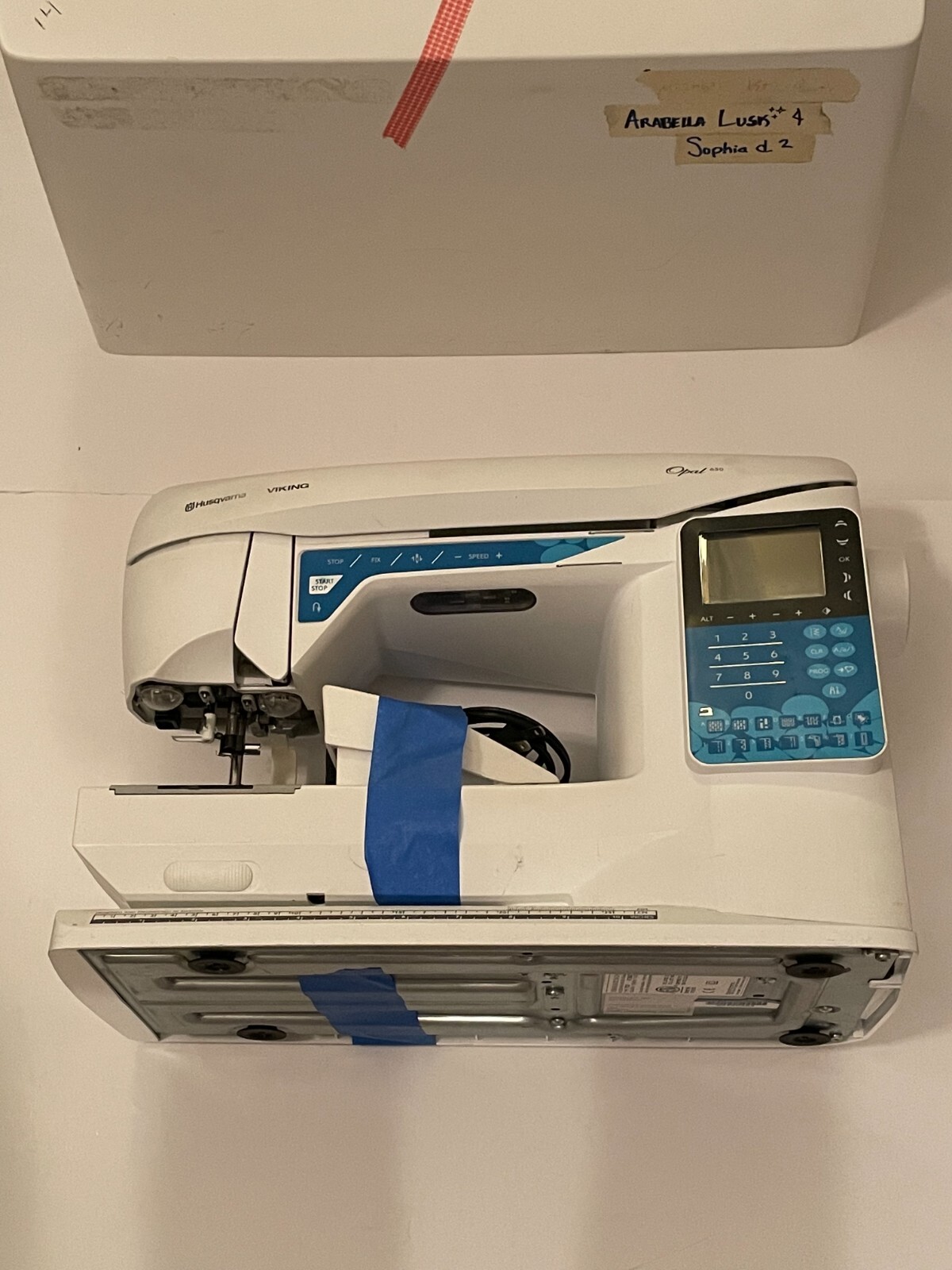 Husqvarna viking opal 650 Sewing Machine