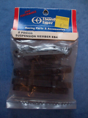 VINTAGE THUNDER TIGER 566 SUSPENSION MEMBER HINGE PIN MOUNT EB4 PD0566 NIP
