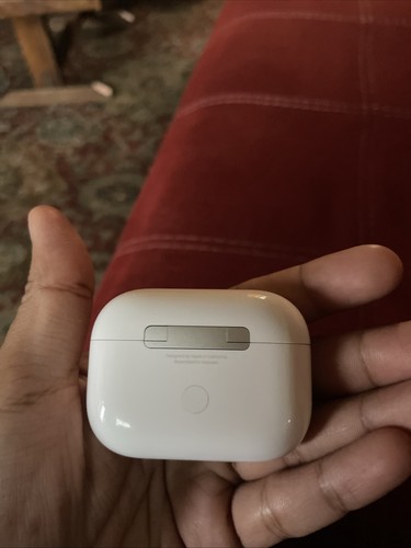 Apple AirPods Pro 2nd Generation 2023 A2968 Magsafe USB-C Apple AirPods Pro 2nd Generation 2023 A2968 Magsafe USB-C