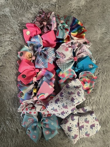 JoJo Siwa Hair Bows And Ribbon To display Lot  Of 17 Total