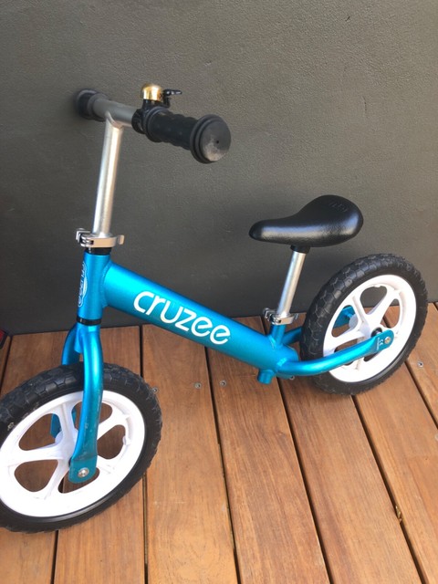 cruzee balance bike gumtree