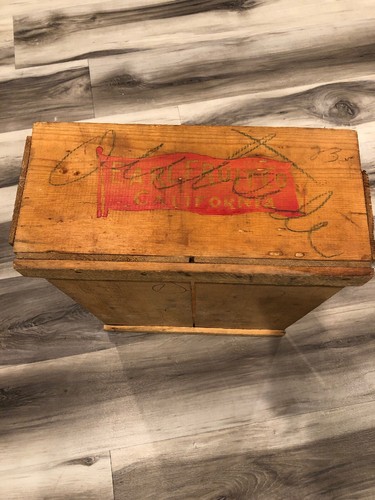 Vintage Earl Fruit Company wooden crate San Francisco C.A. HI-Color Grapes