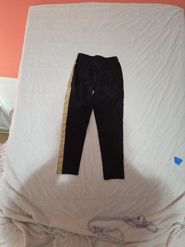 Picture 1 of 4