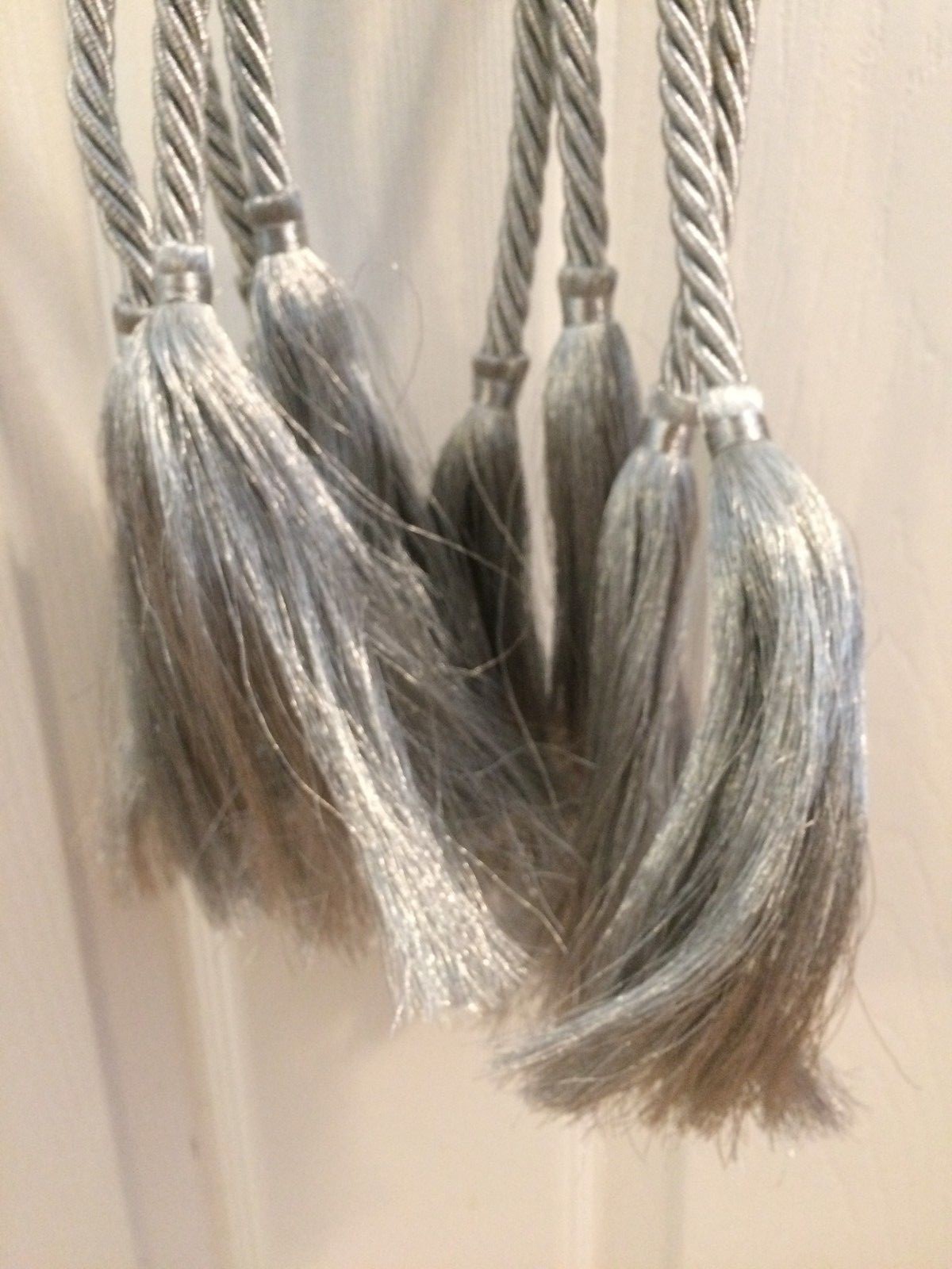 Christmas Tree Garland Silver Rope Metallic w/Tassels x4 Strands