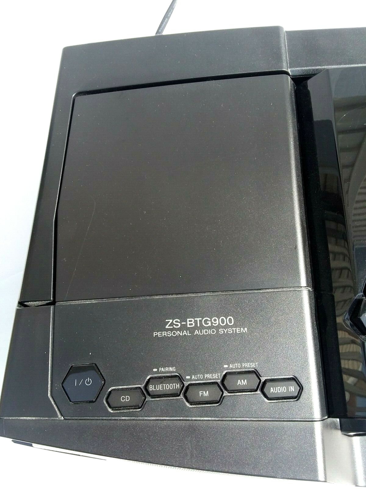 Sony ZS-BTG900 Boombox CD PlayerLine-in Jack Radio Bluetooth Red Black Complete