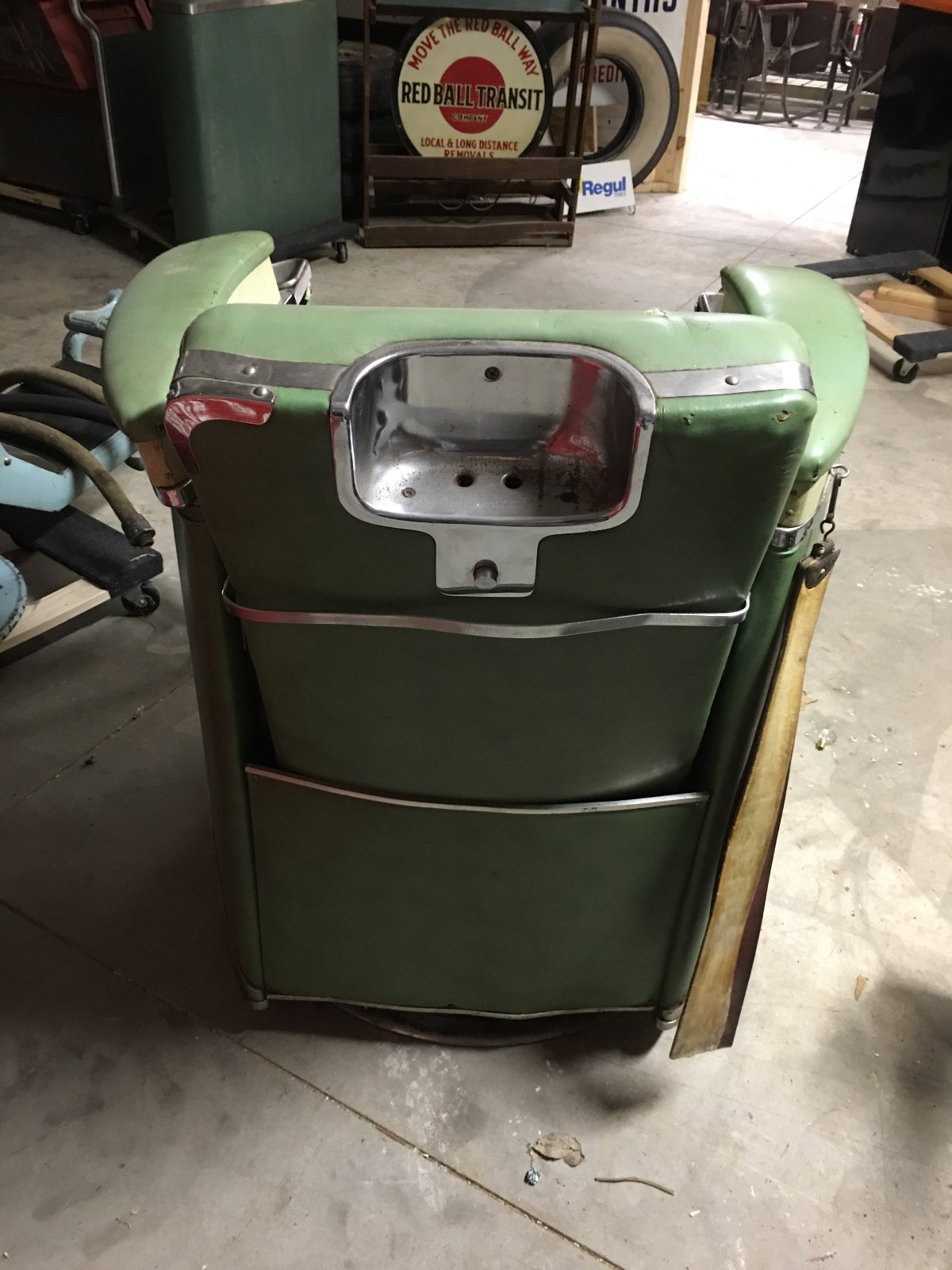 3 LOT AnTiQue BARBER CHAIRS VinTage KOKEN PRESIDENT Porcelain THEO A KOCHS Old