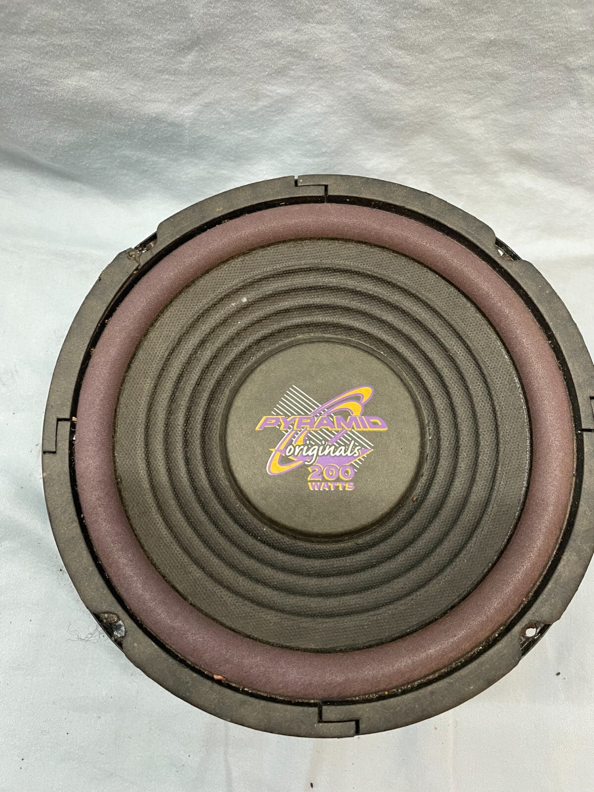 Old School Pyramid 8” Originals Subwoofer WX-81 200 Watts 4 Old School Pyramid 8” Originals Subwoofer WX-81 200 Watts 4
