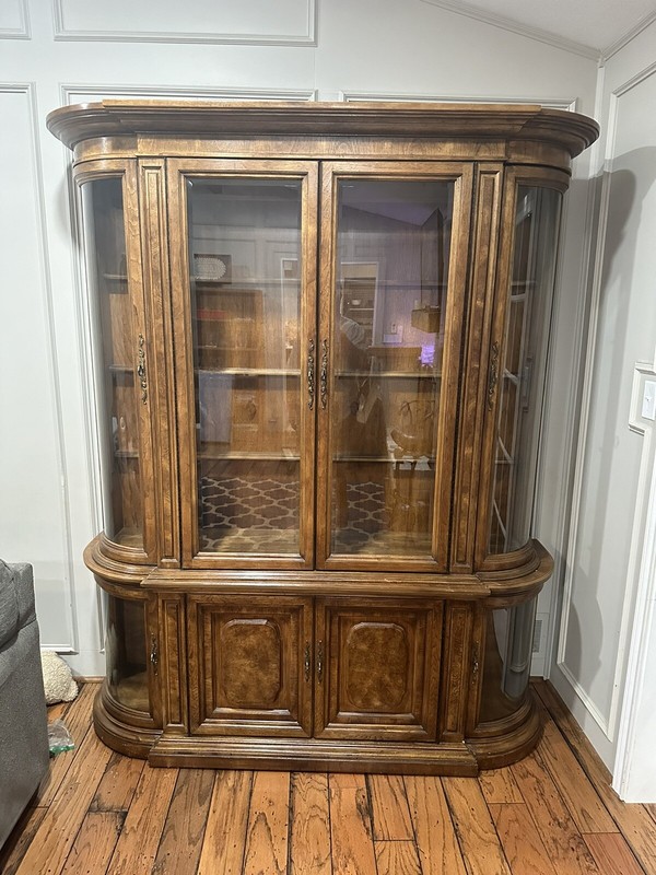 bernhardt hibriten hutch
