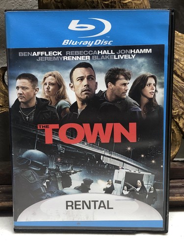 D×TOWN DVD EDITION BOX1 Amazon.com: The Town (Blu-ray/DVD Ultimate Collector's