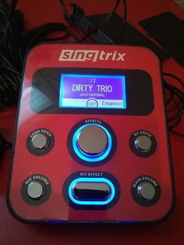 SINGTRIX Voice Effects Processor KARAOKE SYSTEM Plus 2 Microphones ST122513