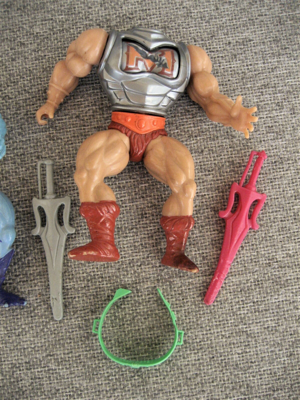 VINTAGE 1980s MASTERS OF THE UNIVERSE HE-MAN SKELETOR FIGURES ACCESSORIES PARTS