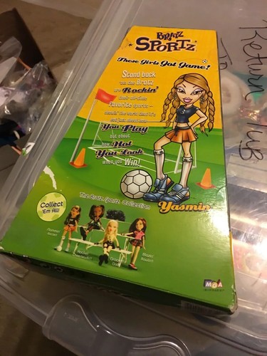 New. Bratz Sportz doll Slammin Soccer Yasmin Doll In Fashionable Soccer Uniform